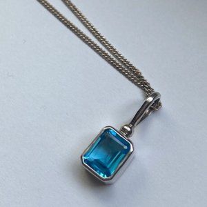 Aquamarine Pendant Necklace